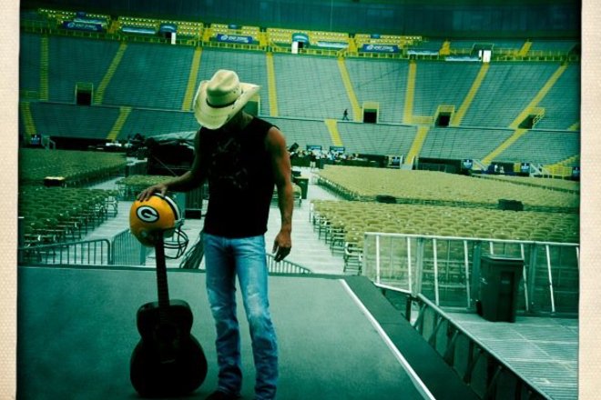 Photo of Kenny Chesney