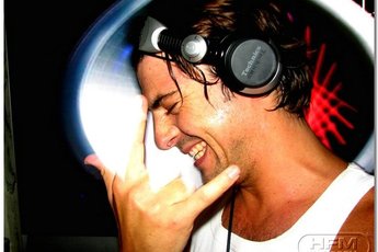 Axwell