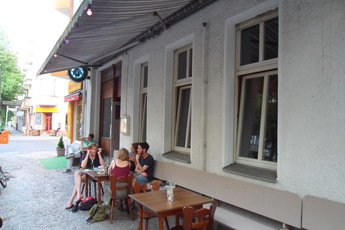 Helmut Kohl - Bar in Berlin.