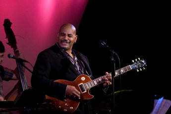 Allan Harris