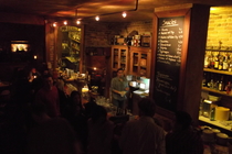 Dachkammer (DK Bar) - Bar | Café | Pub in Berlin.