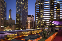 Globespotting: Six Unbelievable Rooftop Bars