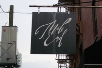 Mile End - Restaurant in New York.