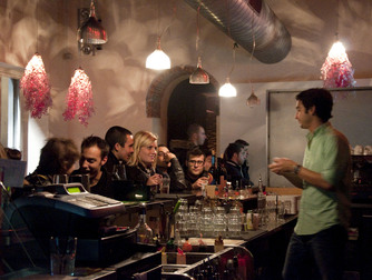 Naima - Lounge | Sports Bar in Florence.