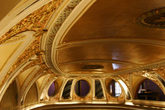 Riviera-theatre_s165x110