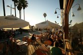 Venice Ale House - American Restaurant | Gastropub | Beach Bar in Los Angeles.