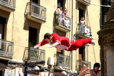 Fountain-jumping_s165x110