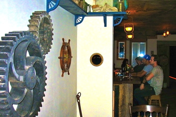 The Drink - Bar in New York.