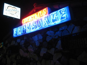 Backstage Bar and Grill - Dive Bar | Karaoke Bar | Restaurant in Los Angeles.