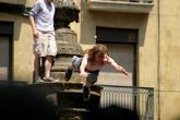 Fountain-jumping_s165x110