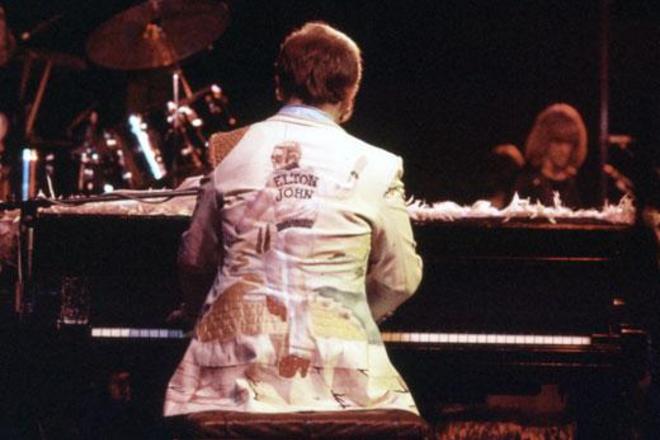 Photo of Elton John 