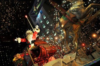 Magnificent Mile Lights Festival - Concert | Festival | Holiday Event | Parade | Shopping Event in Chicago.