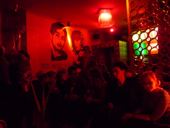 Zu mir oder zu dir - Bar | Lounge in Berlin.