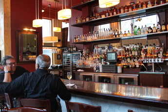 Pete's Cafe & Bar - Bar | Café in Los Angeles.