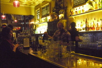 The Old Queen's Head - Bar | Gastropub | Live Music Venue in London.