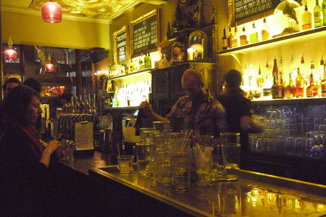 Photo of The Old Queen's Head