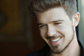 Robin-thicke_s165x110