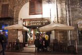 The-lions-fountain_s165x110