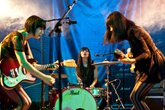 Dum-dum-girls_s165x110