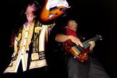 Los-lonely-boys_s165x110