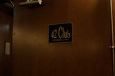 Gibsons-bar-and-steakhouse_s165x110