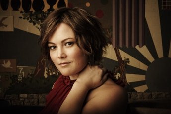Sara Watkins