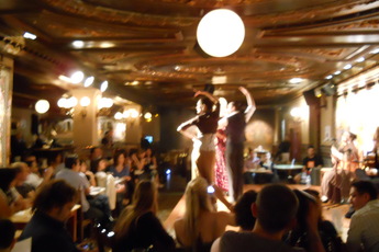 Villa Rosa - Flamenco Bar | Spanish Restaurant in Madrid.