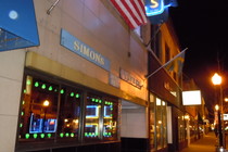 Simon's Tavern - Historic Bar | Pub in Chicago.