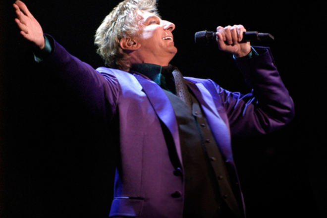 Photo of Barry Manilow