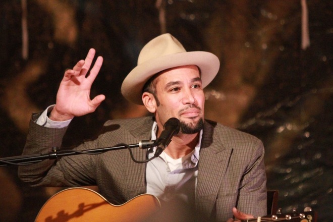 Photo of Ben Harper