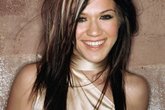 Kelly-clarkson_s165x110