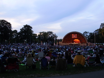 Boston Esplanade - Live Music Venue | Outdoor Activity | Park in Boston.
