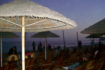 Paradise Cove Beach Café  - Beach Bar | Café | Restaurant in Los Angeles.