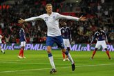 England-national-team-soccer_s165x110