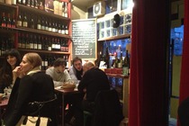 Le Verre Volé - Wine Bar | Bistro | French Restaurant in Paris.