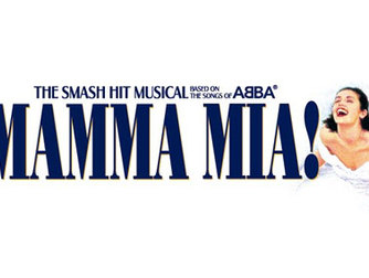Mamma Mia! - Musical in Paris.