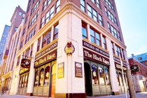 The Black Rose - Irish Pub | Irish Restaurant in Boston.
