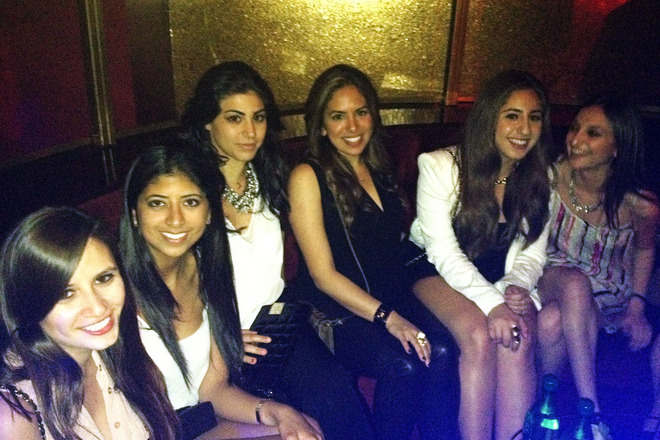 Globespotting: Girls Night Out - 4 of 11