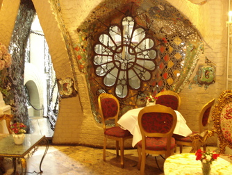 Beach Blanket Babylon - Bar | Lounge | Restaurant in London.