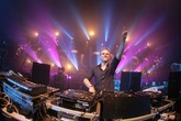 Armin-van-buuren_s165x110
