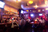 Henry's Hat - Bar | Restaurant in Los Angeles.