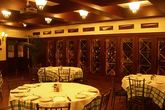 Gibsons-bar-and-steakhouse_s165x110