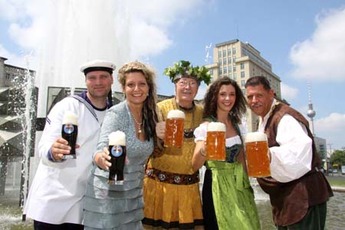 Internationales Berliner Bierfestival - Beer Festival | Street Fair in Berlin.