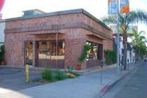 Stout Hollywood - Bar | Burger Joint in Los Angeles.