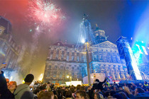 Massive New Year's Parties Around the World!