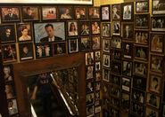 Gibson's Bar & Steakhouse - Bar | Restaurant in Chicago.