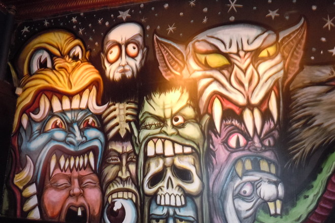 Wall mural at The Flat Iron in Chicago.