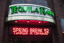 Jillian's/Lucky Strike/Tequila Rain - Bowling Alley | Nightclub | Pool Hall | Sports Bar in Boston.
