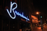 Broadway-bar_s165x110