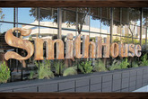 SmithHouse Tap & Grill - American Restaurant | Gastropub in Los Angeles.